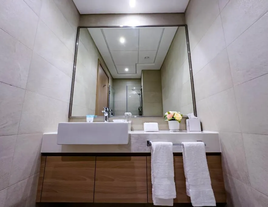 דירה דובאי Naseem Elegant Studio Escape In Al Merkadh